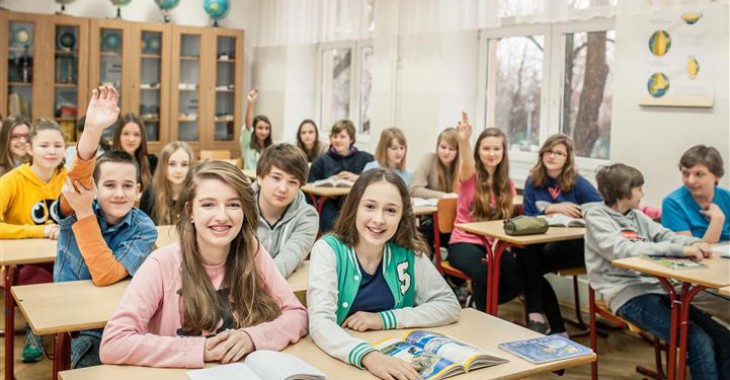 Warszawa: W każdej szkole zostanie zainstalowane źródełko