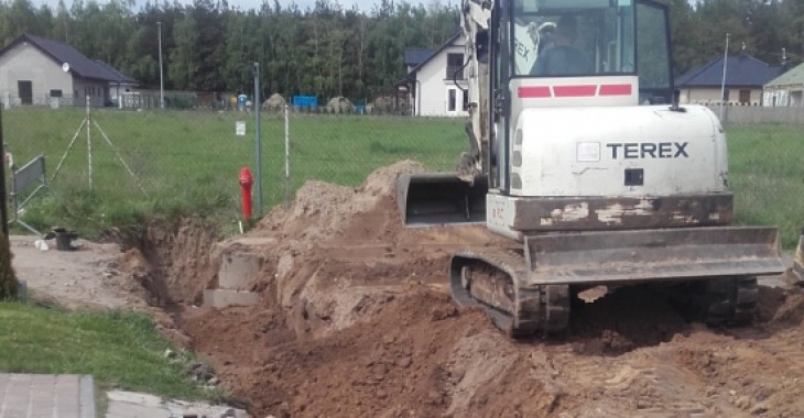 Rozbudowa sieci wodociągowej i kanalizacji sanitarnej w Ratajach