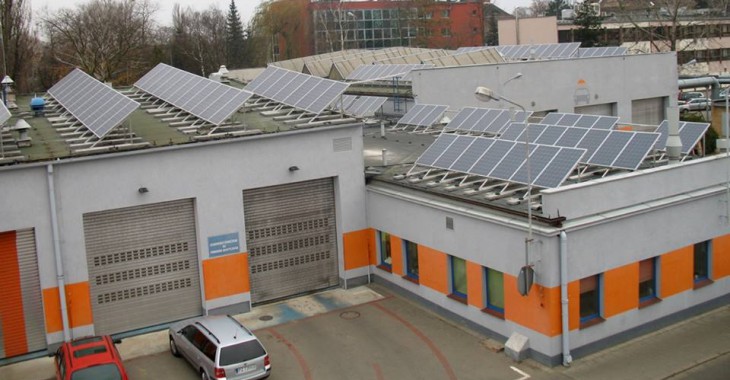 Panele fotowoltaiczne na Stacji Uzdatniania Wody Wiśniowa w Poznaniu Panele fotowoltaiczne na Stacji Uzdatniania Wody Wiśniowa w Poznaniu