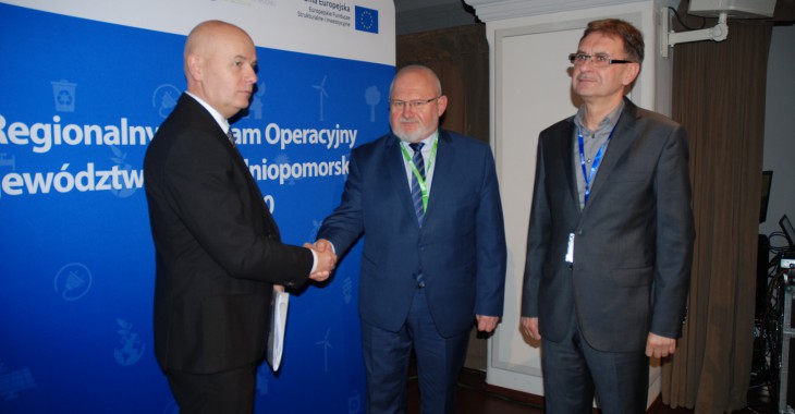 Umowa na dofinansowanie farmy fotowoltaicznej w Pilchowie podpisana