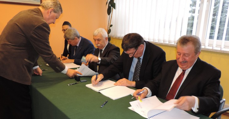 Umowa z wykonawcą na rozbudowę oczyszczalni ścieków w Czaplinku podpisana