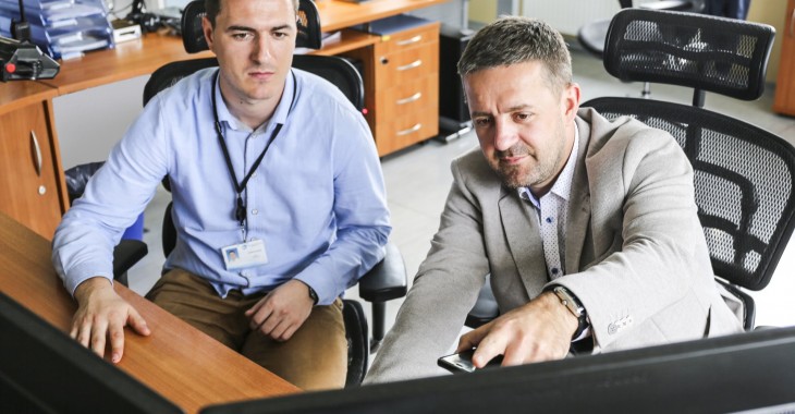 Nad Dąbrowskimi Wodociągami czuwa zaawansowany system monitoringu Nad Dąbrowskimi Wodociągami czuwa zaawansowany system monitoringu