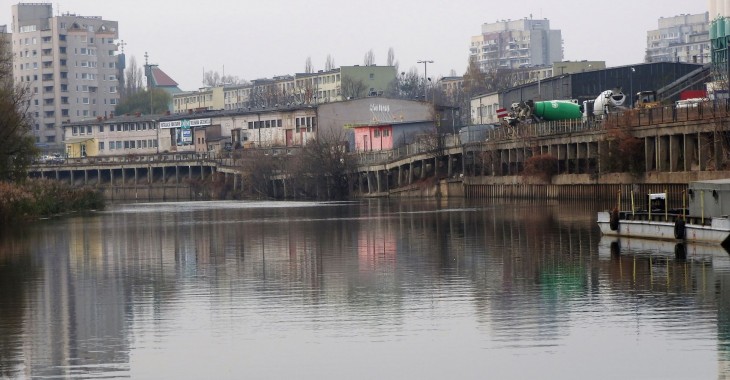 15 milionów złotych na naprawę fragmentu nabrzeża Odry we Wrocławiu 15 milionów złotych na naprawę fragmentu nabrzeża Odry we Wrocławiu