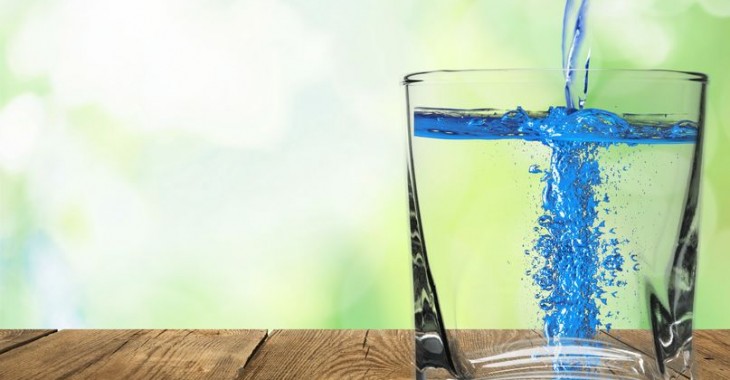 Polacy piją więcej wody