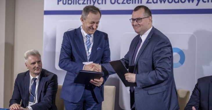 ARP: podpisujemy porozumienie z uczelniami, bo przemysł potrzebuje wykwalifikowanych kadr ARP: podpisujemy porozumienie z uczelniami, bo przemysł potrzebuje wykwalifikowanych kadr