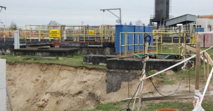 Robocza wizyta na terenie budowy w oczyszczalni ścieków w Złotowie Robocza wizyta na terenie budowy w oczyszczalni ścieków w Złotowie