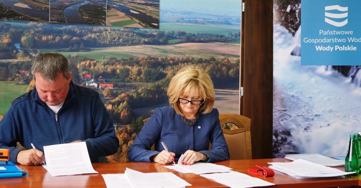 Podpisanie umów na odbudowę ostróg na Wiśle Podpisanie umów na odbudowę ostróg na Wiśle
