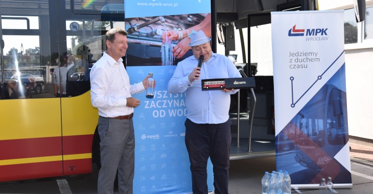 MPK Wrocław wybiera wodę produkowaną przez MPWiK MPK Wrocław wybiera wodę produkowaną przez MPWiK