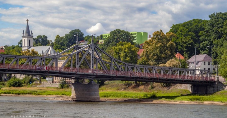 Wody Polskie zwiększają ochronę przeciwpowodziową Krosna Odrzańskiego Wody Polskie zwiększają ochronę przeciwpowodziową Krosna Odrzańskiego
