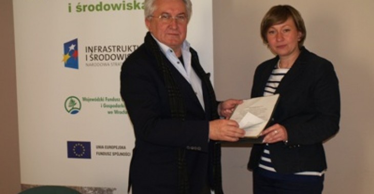 Nowy odcinek kanalizacji w Bystrzycy Kłodzkiej Nowy odcinek kanalizacji w Bystrzycy Kłodzkiej