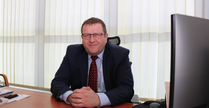 Na zmiennym, regulowanym rynku. Rozmowa z Tadeuszem Frączkiem, prezesem zarządu, dyrektorem spółki Sądeckie Wodociągi Na zmiennym, regulowanym rynku. Rozmowa z Tadeuszem Frączkiem, prezesem zarządu, dyrektorem spółki Sądeckie Wodociągi