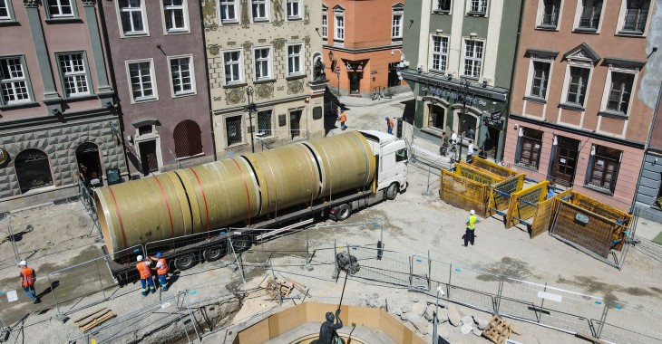 W Poznaniu budują zbiornik retencyjny pod płytą rynku