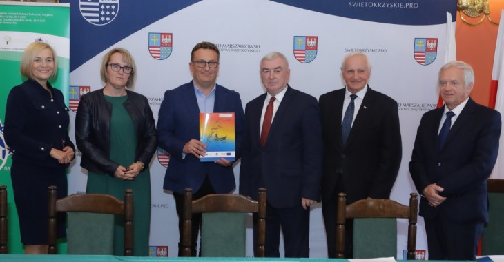 Świętokrzyskie: Prawie 70 mln zł dla samorządów na budowę kanalizacji